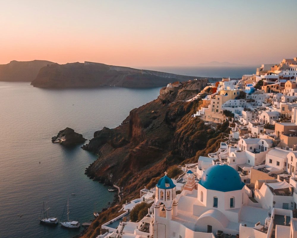 Santorini Budget Travel Tips 2026 | Student-Friendly Guide to Cheap Travel